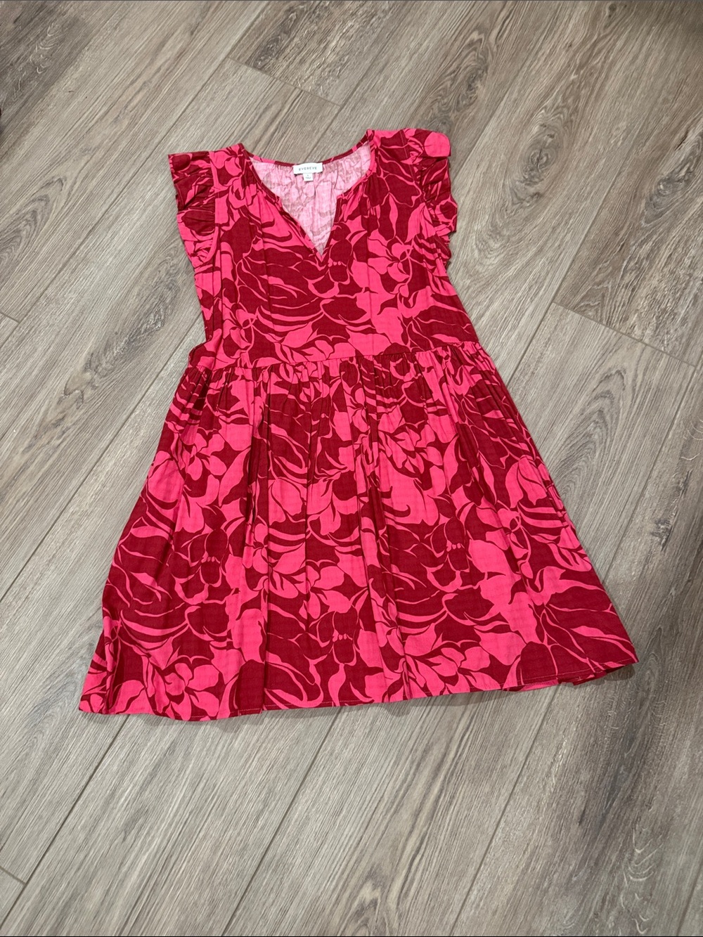 Evereve (Never Worn) Pink & Raspberry Floral V-Neck Mini Dress